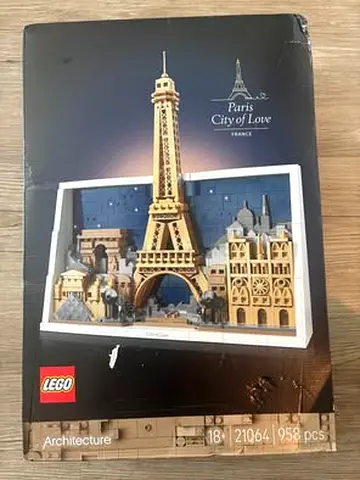 BARGAIN BRAND NEW LEGO 21064 ARCHITECTURE PARIS CITY OF LOVE