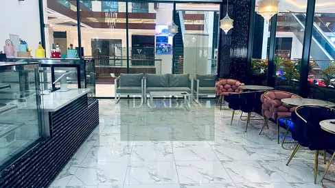 Shop for rent at Al Karama