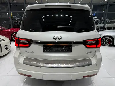 2021 Infiniti QX80 照片 5