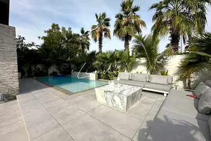 Fully Upgraded | Single Row | Partial Golf View