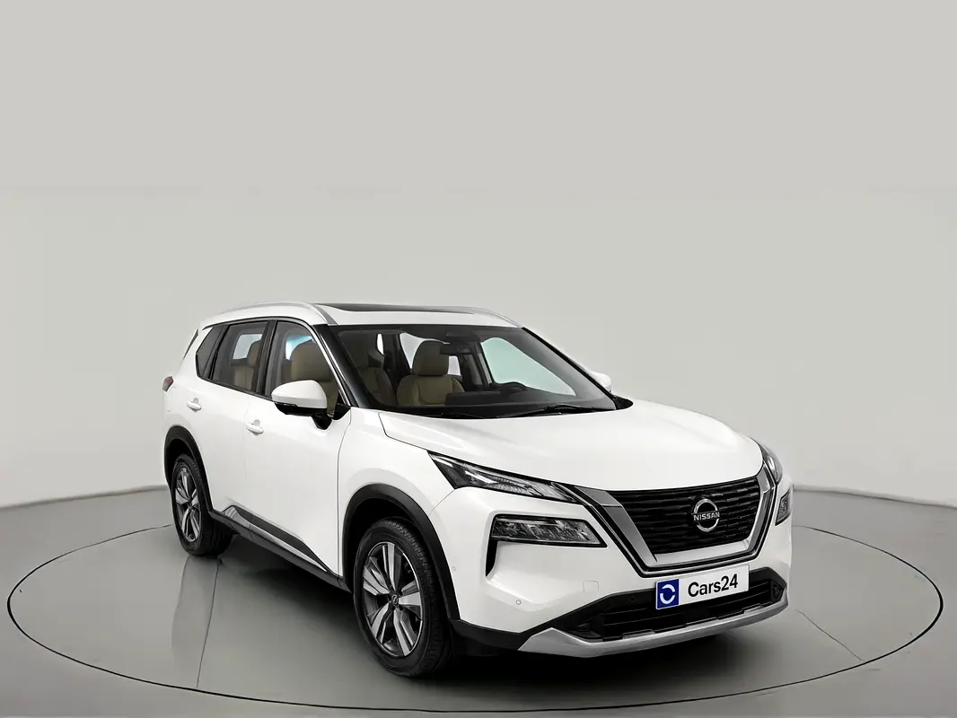 Nissan X-Trail 2023 — photo 1 of 13