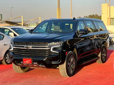2023 Chevrolet SUBURBAN 照片 3