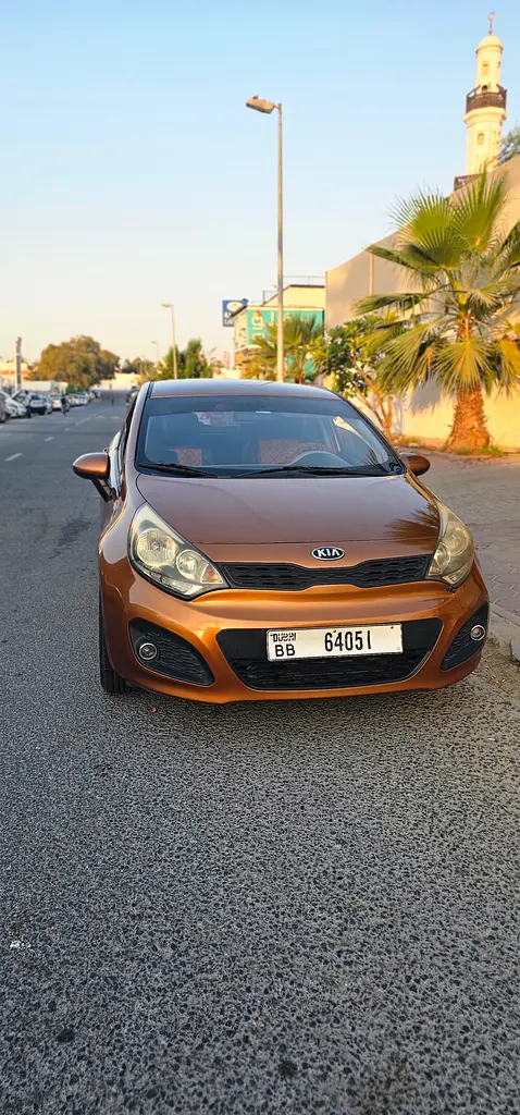 Kia Rio 2013 — photo 1 of 7
