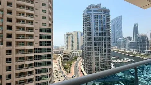 Marina View | 4 Cheques | High Floor