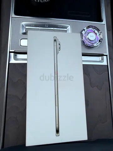 IPhone Air 256gb unwanted gift 8 times charged light gold