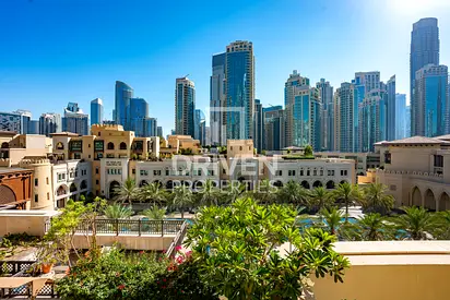 Furnished and Upgraded Apt | Spacious Layout