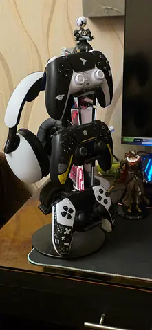 Controller and Headset stand