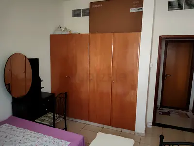 Bed space for rent in a spacious and very neat room. Preference to keralite males.