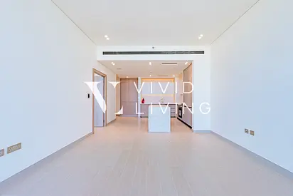 High Floor | Large Layout | Modern Finish