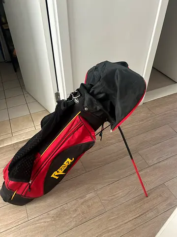 Dunlop Rebel Junior Golf Club Set with Stand Bag (Perfect Starter Set!)