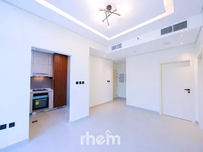 Brand New | Furnished | Near Metro | Corner Unit