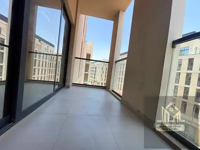 Hot offer fully furnished studio luxury apartment!!!