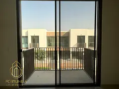 Single Row 3BR Villa with Balcony | Garden &amp; Courtyard View
