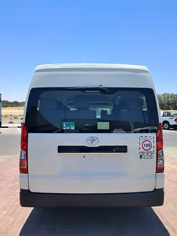 2021 Toyota HIACE 照片 2