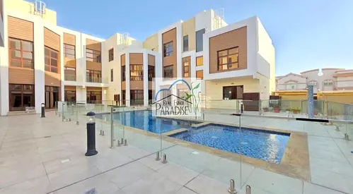 deluxe super new finish private entrance 5 bedroom 3 master central AC ,tv lounge/shared swimming-p