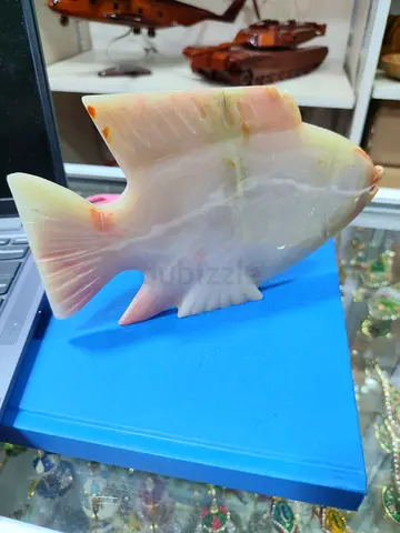 Hand-carved Onyx Stone Fish Sculpture 20cm