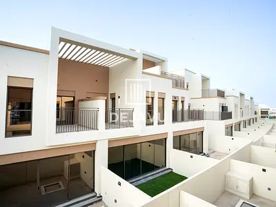 Premium |Edge of Lagoons Frontline| Move in Ready