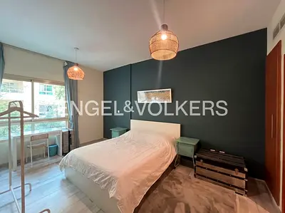 Furnished l Vacant l Garden View