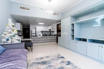 Upgraded | Semi Furnished | Community View