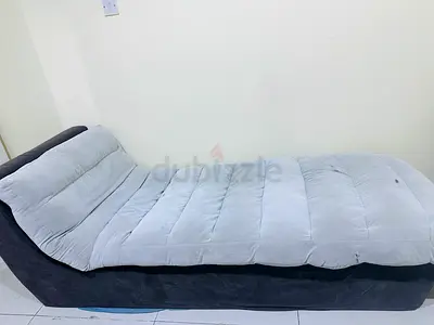Sofa or chaise lounge