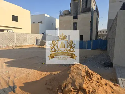 Live luxury and tranquility in the heart of Sharjah ^ Al Hoshi ..