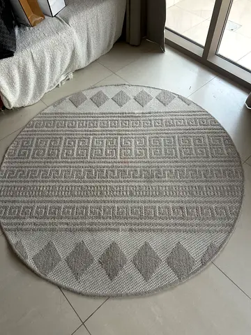 Beige round Carpet