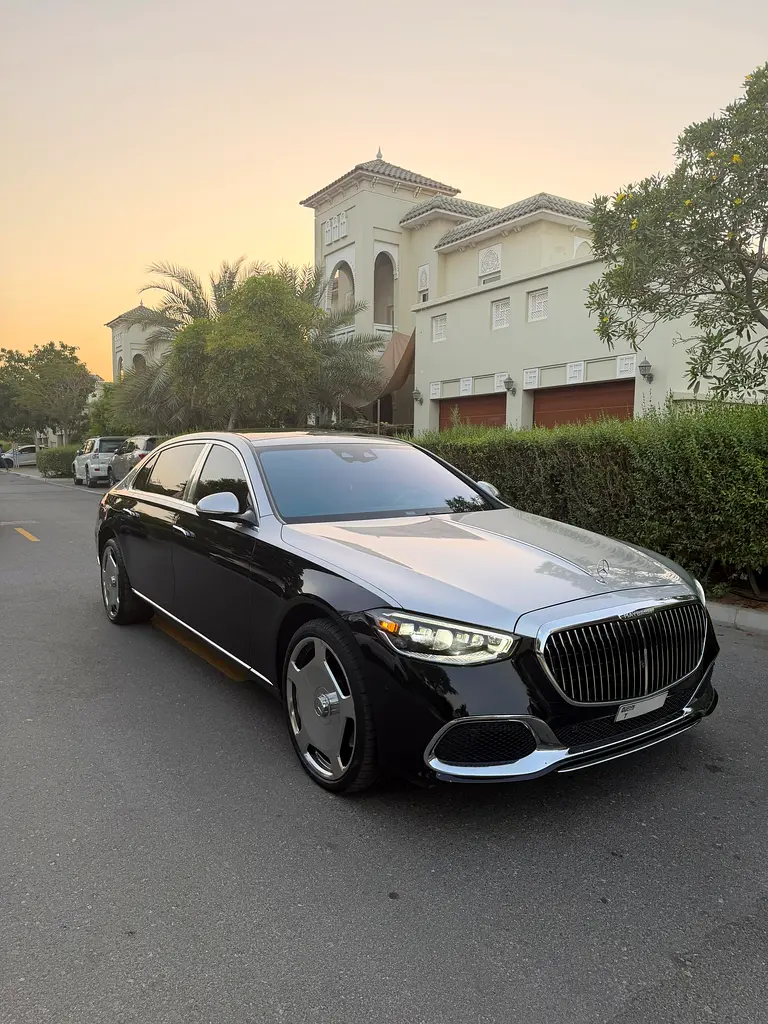Mercedes-Maybach S-Class 2022 — photo 1 of 9