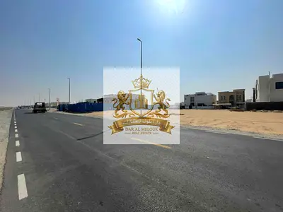للبيع فى الشارقه  منطقة الحوشى   قطعة ارض سكنى استثمارى   مساحة ٣٦٠٠ قدم