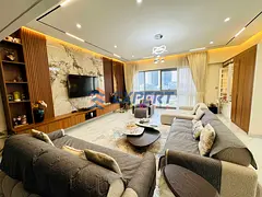 Upgraded Unit |Fully-Furnished |Vacant on Transfer
