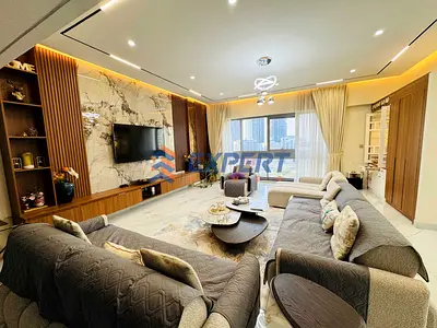 Upgraded Unit |Fully-Furnished |Vacant on Transfer