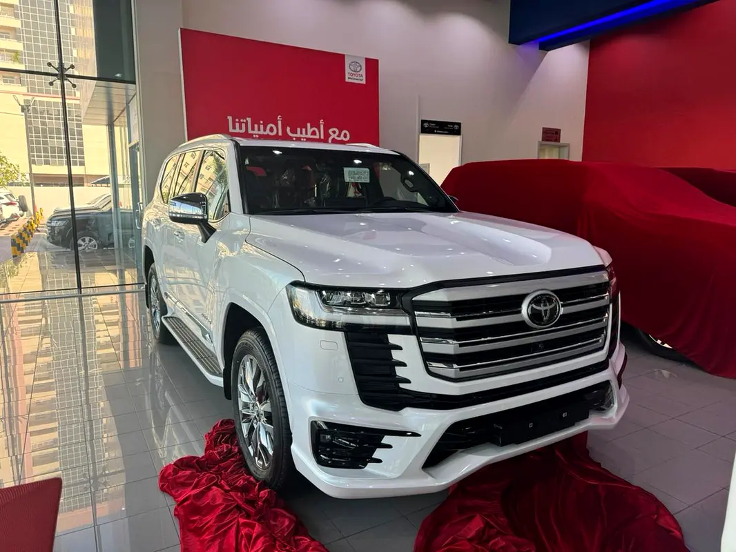 Toyota Land Cruiser 2026 — photo 1 of 7