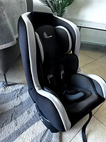 Convertible Child Car Seat - Good Condition