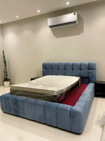 King size upholstered velvet bed frame with tufted headboard - light blue