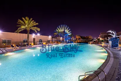 Villa 2 Bedrooms Hall For Rent In Ritaj Complex