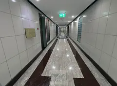 OFFER OF THE DAY FIRST COME FIRST SERVE HUGE OFFICE SPACE ON PRIME LOCATION