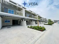 Family Home | Vacant 4BR | Duplex | Amenity access
