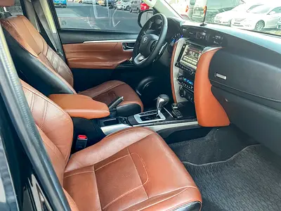 2017 Toyota FORTUNER 照片 15