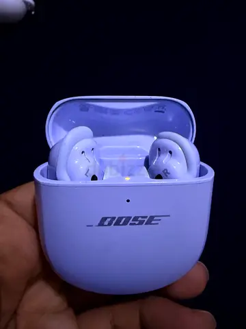 Bose QuietComfort Ultra Earbuds - Moonstone Blue Special edition