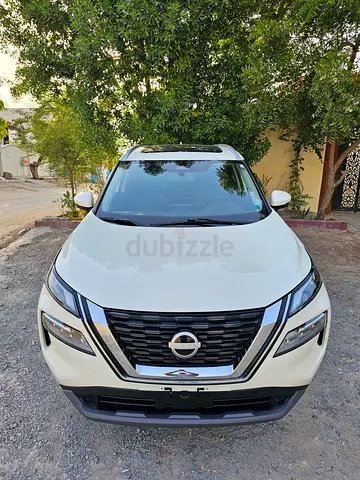 2022 Nissan Rogue SV AWD Panoramic