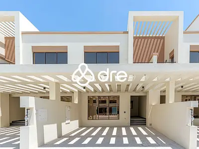 Quiet Spot | Easy Access | 4BR Townhouse