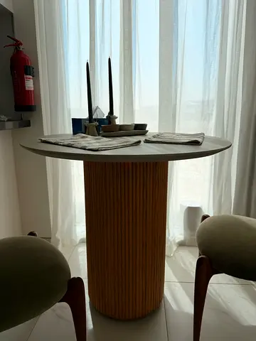 Dinning table