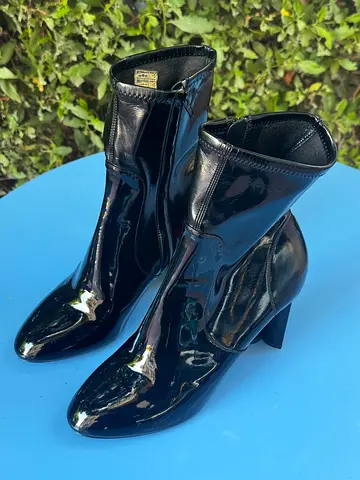 Louis Vuitton women shoe