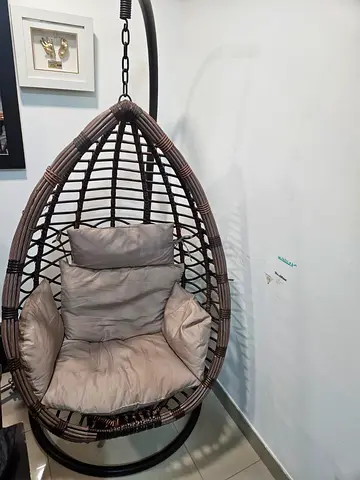 Hanging Egg/Rattan Swing Chair with Cushions - Good Condition