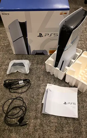 PS5 Slim Disc 1TB