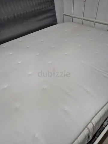 Quee  bed mattress in good condition - firm support