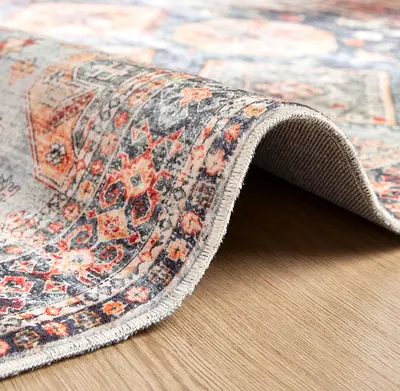 Vintage-style area rug, 160x230cm, excellent used condition