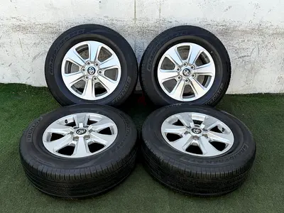 4x Original Toyota LC300 18” wheels + Tyres + TPMS