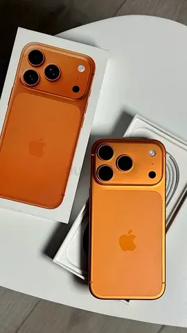 iPhone 17 Pro Max (Under Apple Warranty)