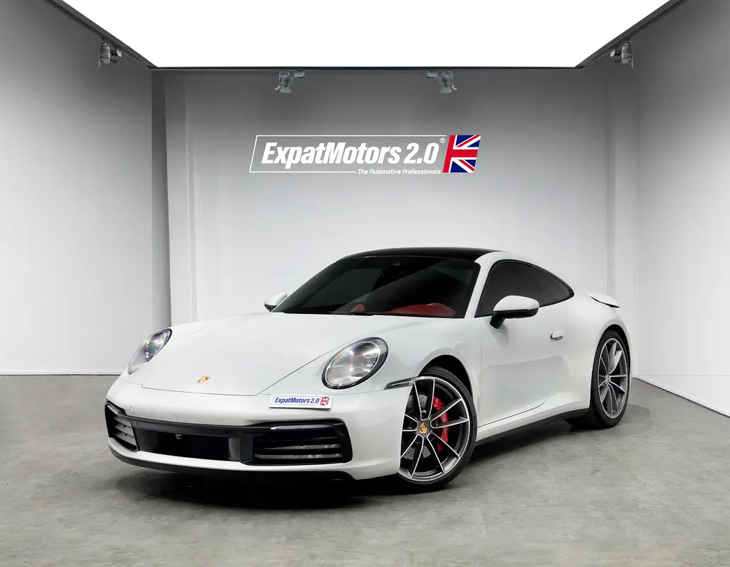 Porsche 911 2020 — photo 1 of 20