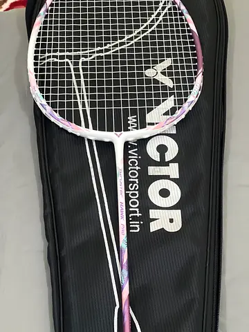 Badminton raket